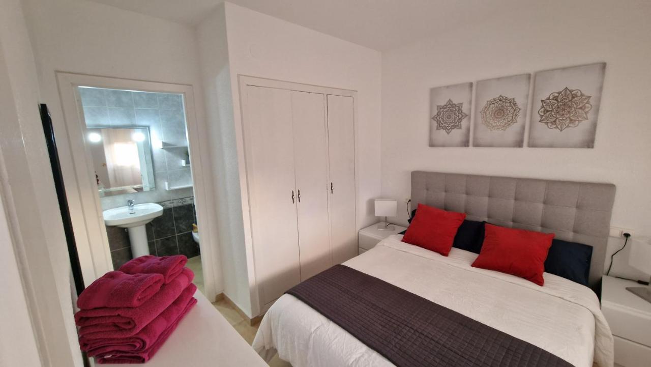 贝尼卡西姆Apartamento De 1 Habitacion Frente Al Mar Y Con Piscina公寓 外观 照片