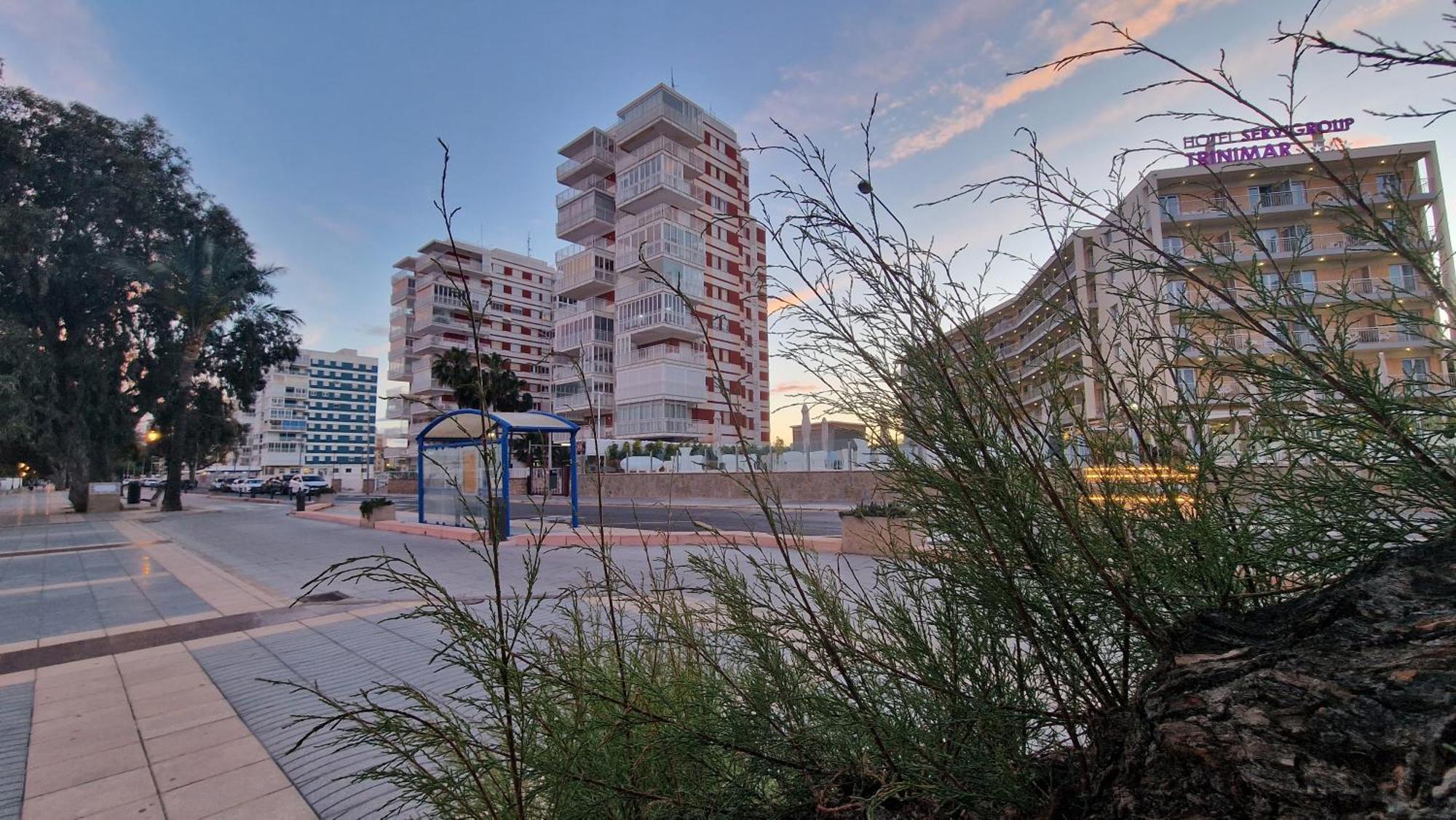 贝尼卡西姆Apartamento De 1 Habitacion Frente Al Mar Y Con Piscina公寓 外观 照片